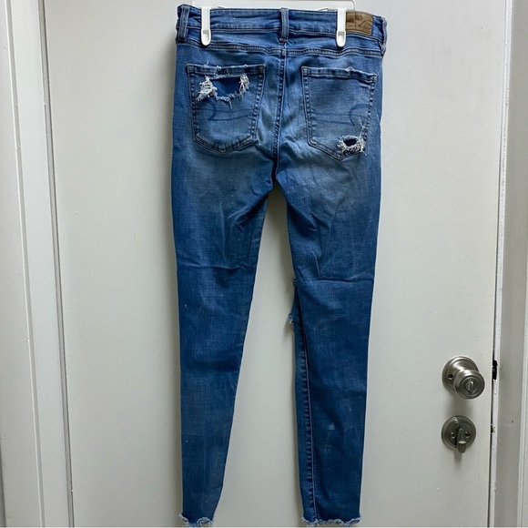 American Eagle Distressed Hi Rise Super Stretch Jeggings Size 6-Regular Jeans - Picture 4 of 7